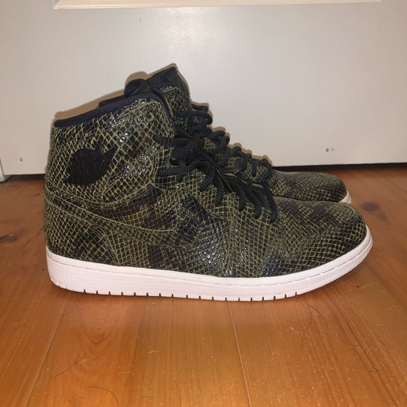 Nike Shoes - Women’s Snake skin Nike air Jordan sneakers